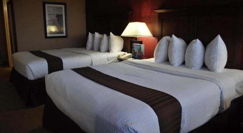 Adam'S Mark Hotel & Conference Center Kansas City Exterior photo