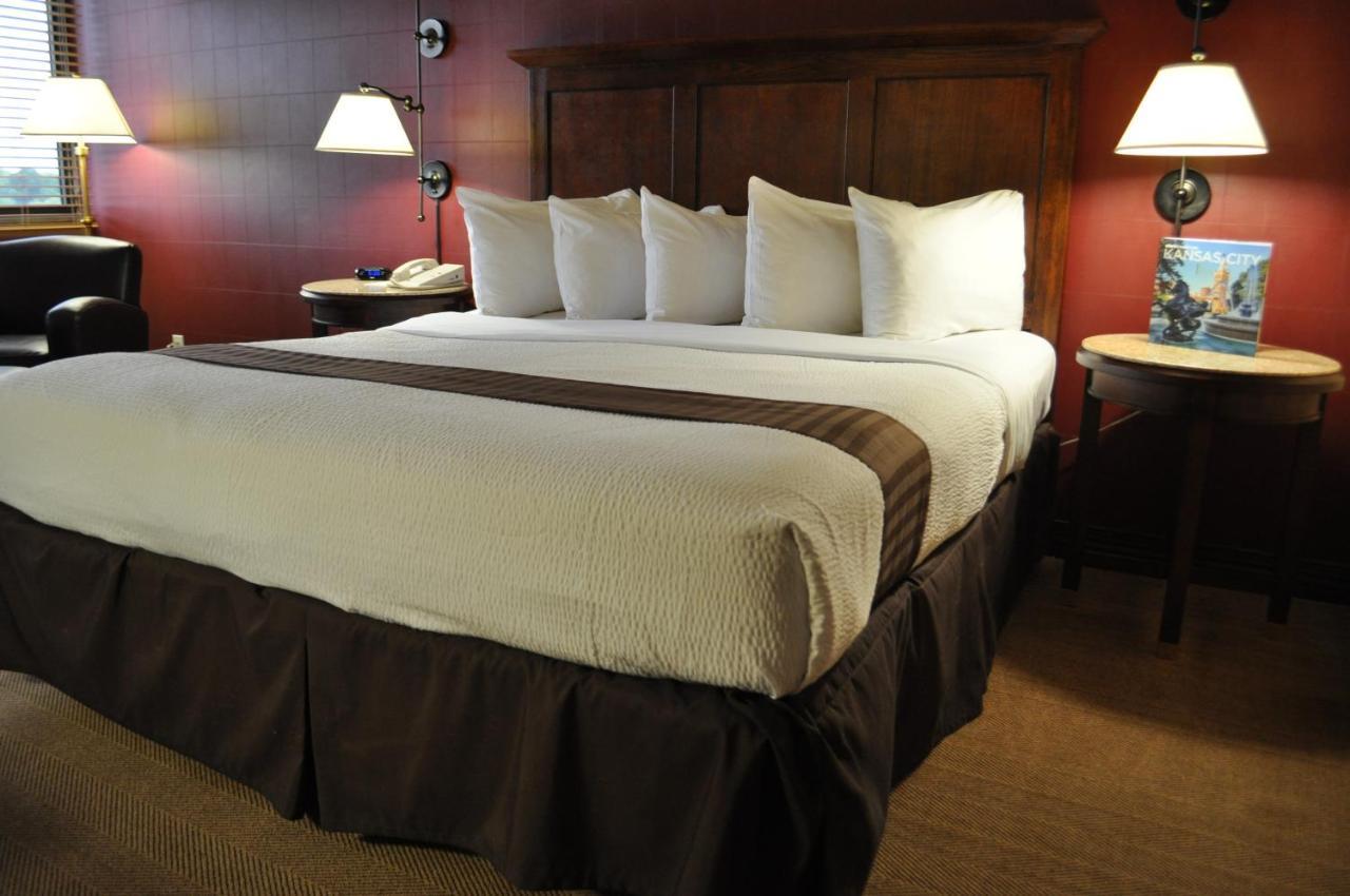 Adam'S Mark Hotel & Conference Center Kansas City Exterior photo