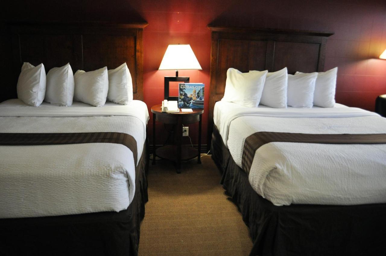 Adam'S Mark Hotel & Conference Center Kansas City Exterior photo