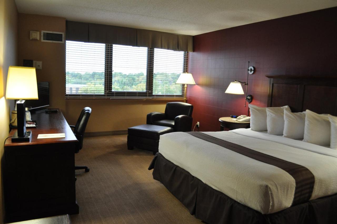 Adam'S Mark Hotel & Conference Center Kansas City Exterior photo